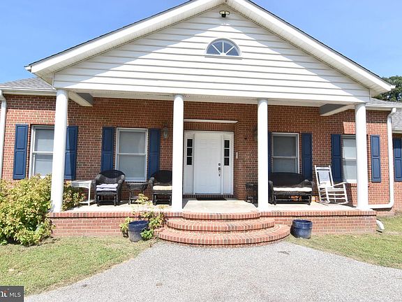 4th image of 15184 Jarrell Rd