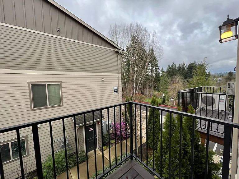 Edy Road Townhomes — Photo 9