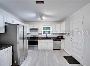 3916 Broad St, Seffner, FL 33584