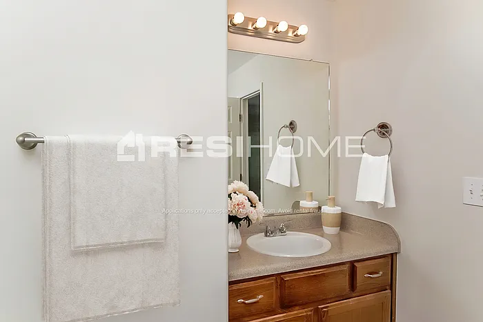 18347 Upland Trl — Photo 12