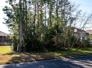 3 Parish Blvd, Mary Esther, FL 32569