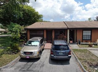 10250 Oleander Ct, Hollywood, FL 33026