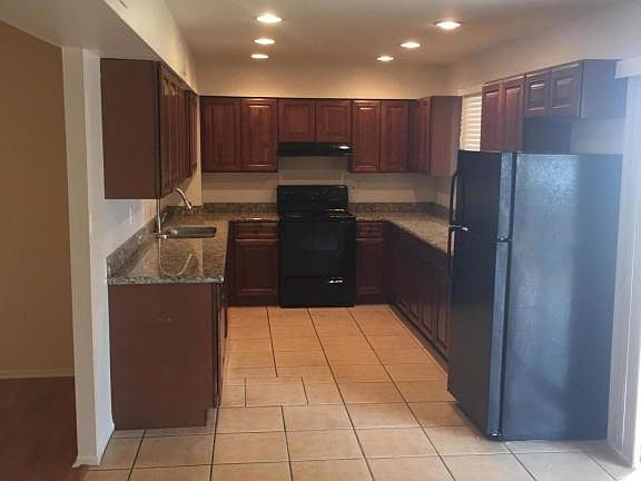 3rd image of 4107 W Kaler Dr