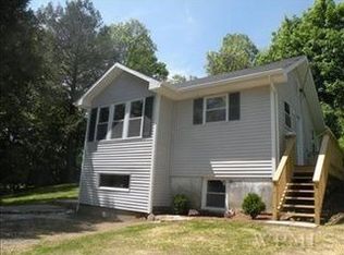 11 Ross Dr, Yorktown Heights, NY 10598