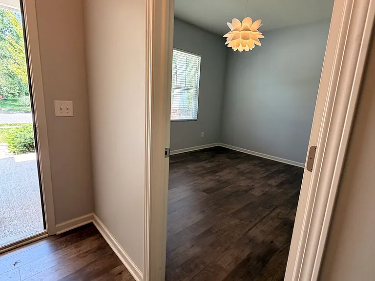 13987 Catalina Dr — Photo 3
