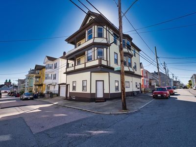 36 Kane St, New Bedford, MA, 02740