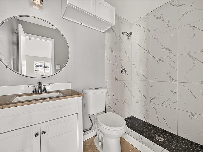 10814 Parkland Woods Dr — Photo 36
