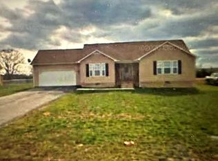 135 Saddle Dr, Sparta, TN 38583