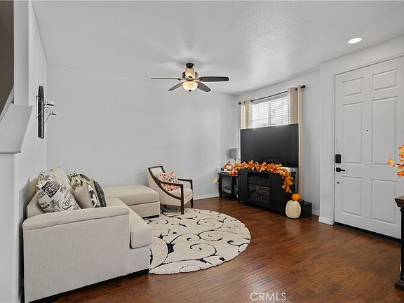 2nd image of 41880 Davenport Way Unit C