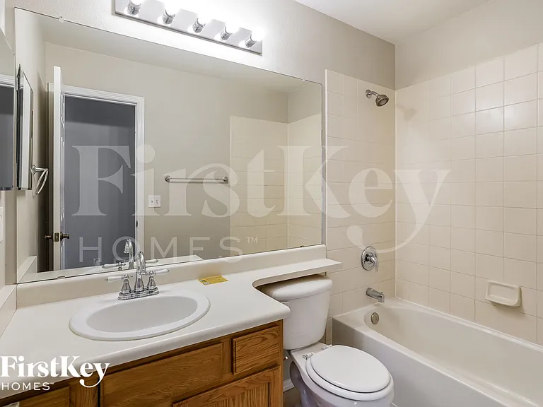 719 Baling Wire Way — Photo 12