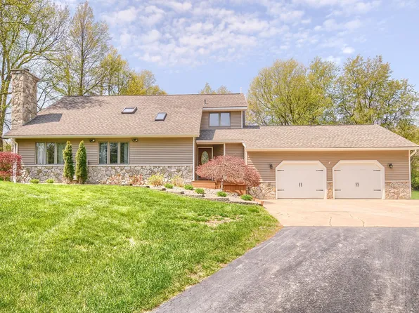 3180 Hodges Rd, Dryden, MI 48428