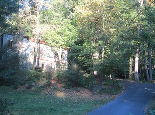 505 Hilltop Rd, Hummelstown, PA 17036