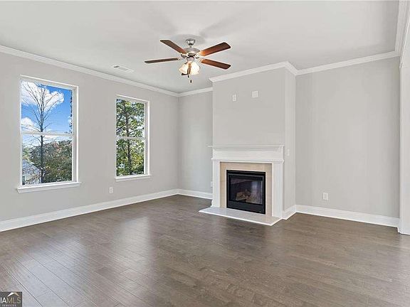 4th image of 3925 Cordano Ln