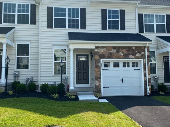 422 Sweet Bay Ln, Norristown, PA 19403