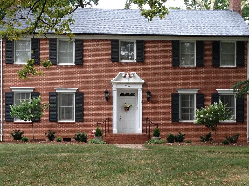 1st image of 936 Sherwood Ln