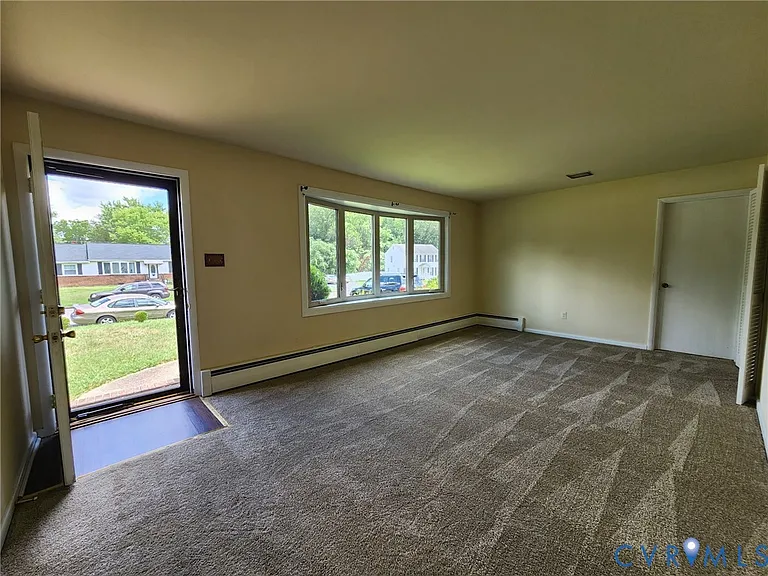 4704 Greenleigh Rd — Photo 3