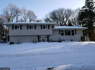14513 Woodhill Ter, Minnetonka, MN 55345