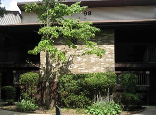 98 Arrowood Rd UNIT E, Manalapan, NJ 07726