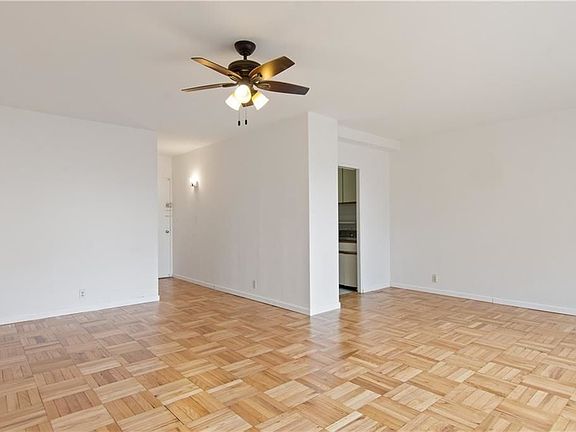 5th image of 9 Fordham Hill Oval APT 9G