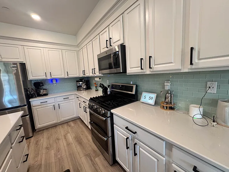 2042 Monteagle Ct — Photo 9