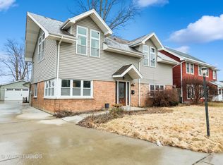 9924 Elm Circle Dr, Oak Lawn, IL 60453