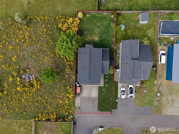 5th image of 9324 179th Lane SW