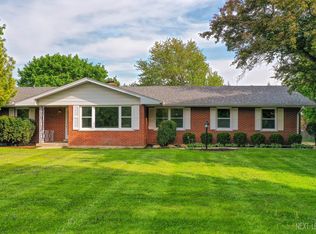 37W617 Kaneville Rd, Geneva, IL 60134