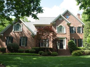 5701 Thistleton Ln, Raleigh, NC 27606