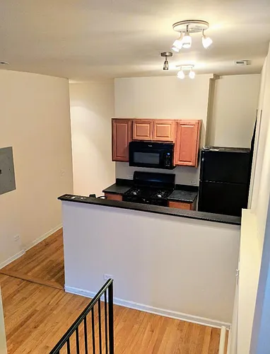 1619 W Beach Ave #2F Photo 1 1619 W Beach Ave #2F Photo 1