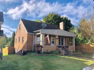 2411 Burgess St, Beaver Falls, PA