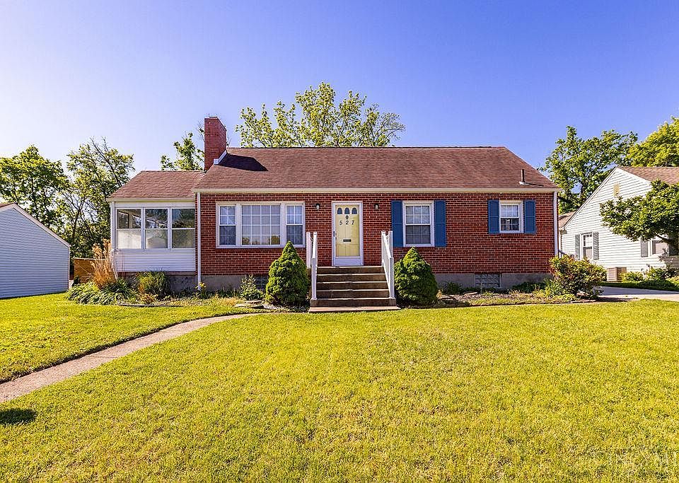 1st image of 527 Southwood Dr