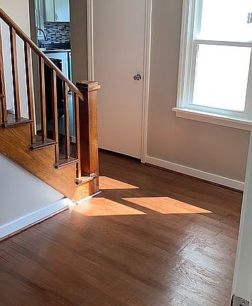5th image of 224 W Oakmont Blvd
