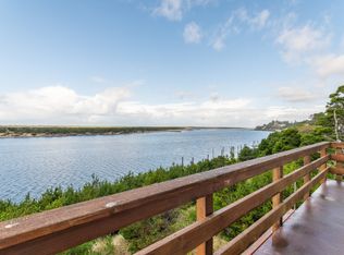 3445 N Rhododendron Dr, Florence, OR 97439