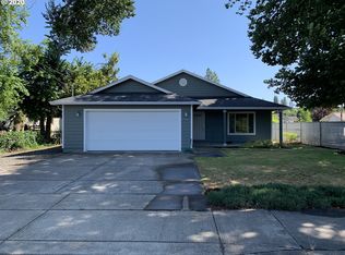 25006 McCutcheon Ave, Veneta, OR 97487