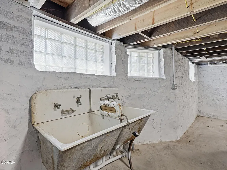 402 N Wall Ave — Photo 65