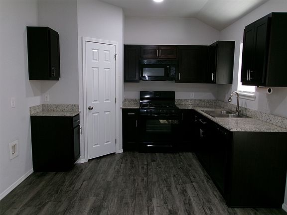 4th image of 608 Christy Dr