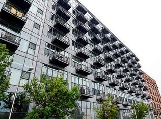 1224 W Van Buren St #203, Chicago, IL 60607