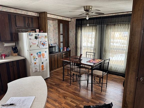 3rd image of 30412 Axtell Rd