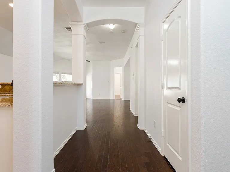 918 Mangrove Dr — Photo 22
