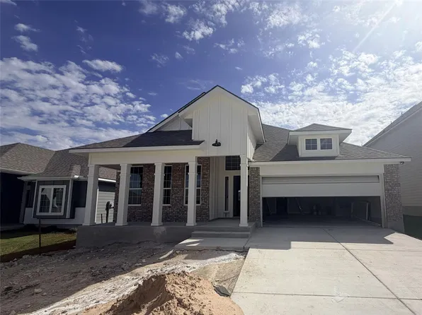 300 Boatright Blvd, Jarrell, TX 76537