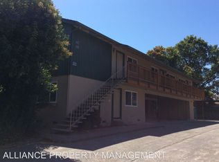 420 Klute St, Santa Rosa, CA 95401
