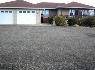 1413 Ocean Crest Ave SW, Ocean Shores, WA 98569