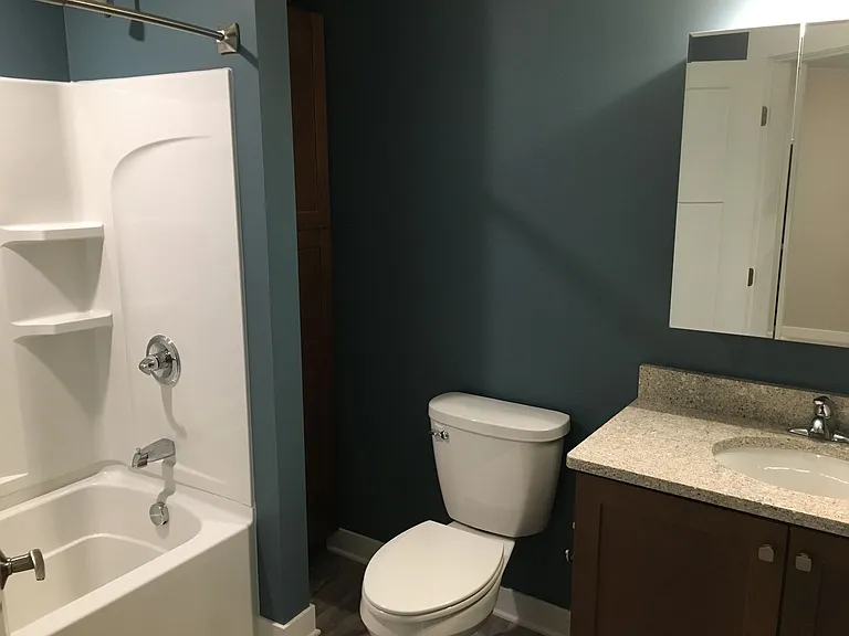 Beautiful apartment in a redeveloped church - Creston neighborhood. — Photo 32