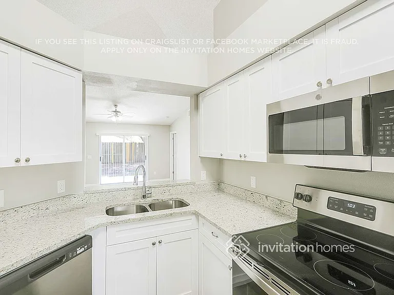 13405 Prestwick Dr — Photo 7