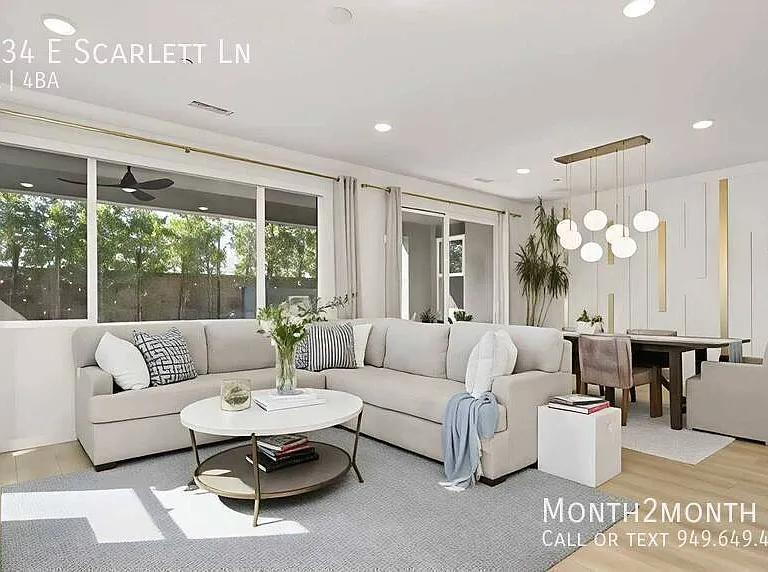 2634 E Scarlett Ln — Photo 2