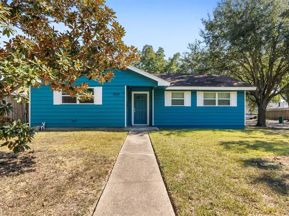 1215 Glenmore Dr, Pasadena, TX 77503