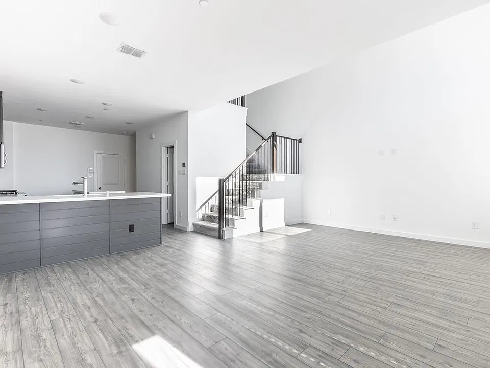 1733 Dalhart Rd