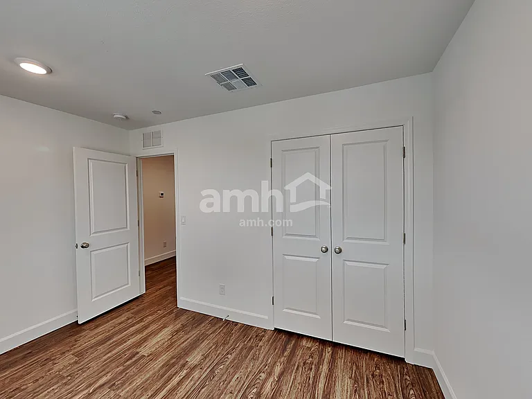 3332 Blodwen St — Photo 18