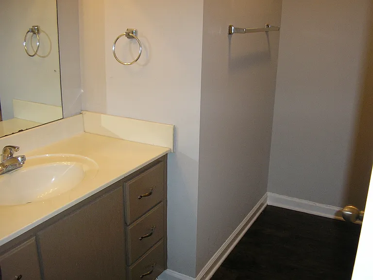322 Kenlee Cir #A — Photo 11