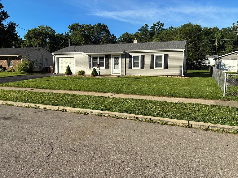 136 Flintstone Dr — Photo 9